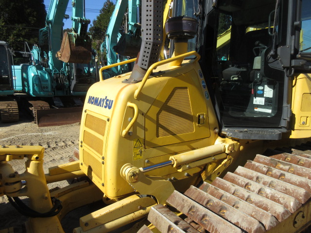 株式会社ナンニチ｜KOMATSU ブルドーザー D37PX-23 80375