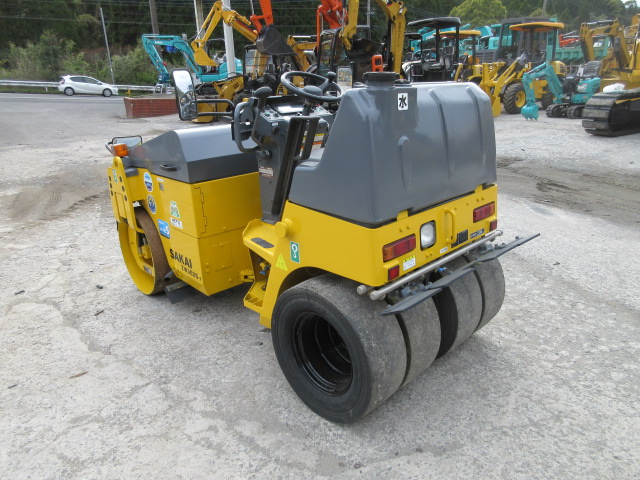 株式会社ナンニチ｜SAKAI ロードローラー TW352S-1 25101