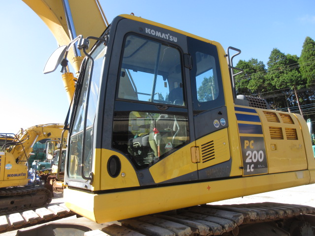 株式会社ナンニチ｜KOMATSU 油圧ショベル PC200LC-10 452516