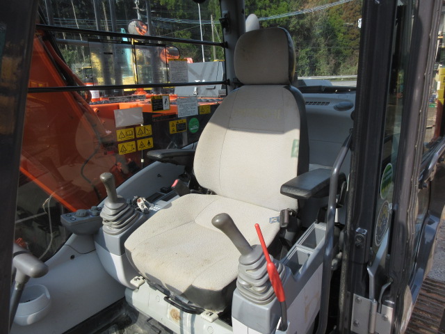 株式会社ナンニチ｜HITACHI 油圧ショベル ZX120-6 101737