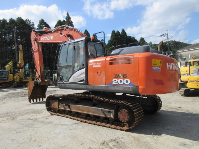 株式会社ナンニチ｜HITACHI 油圧ショベル ZX200-6 507435
